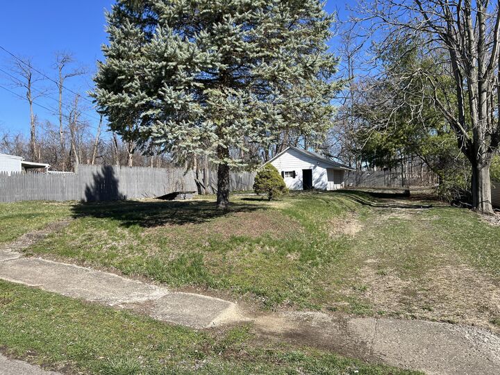 654 Russell Avenue  Newark OH 43055 photo