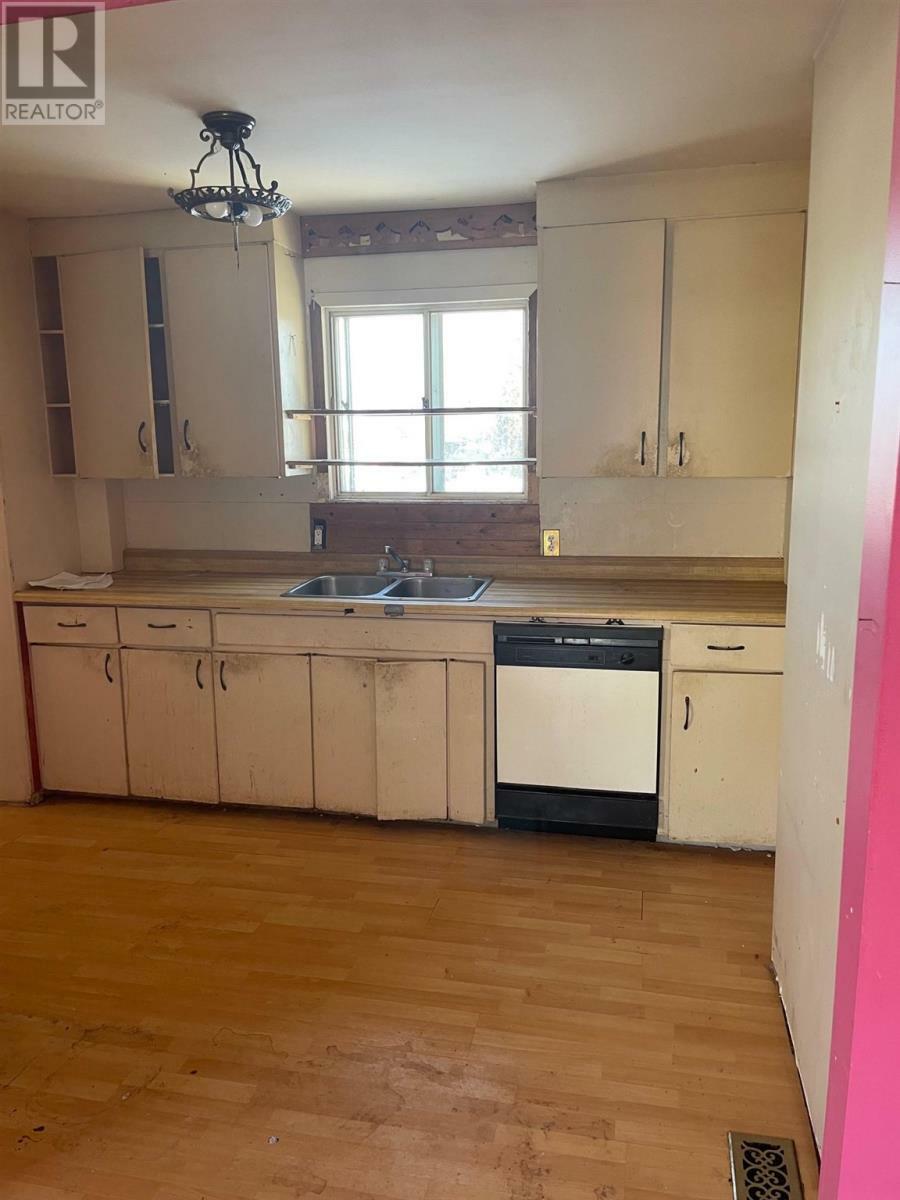 Property Photo: 80 Rankin St ON P0T 2P0