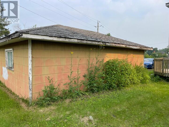 Property Photo: 80 Rankin St ON P0T 2P0