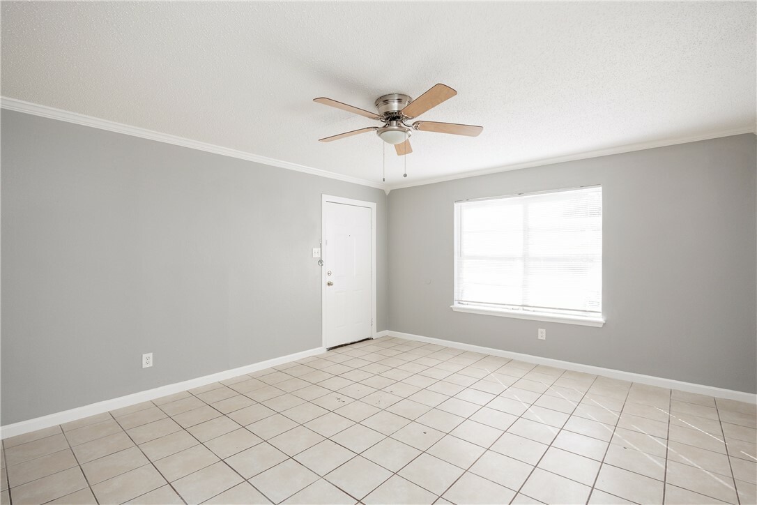 Property Photo: 937 Quetzal Street TX 78418