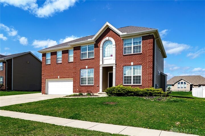 Property Photo: 4239 Silver Oak Way OH 45424