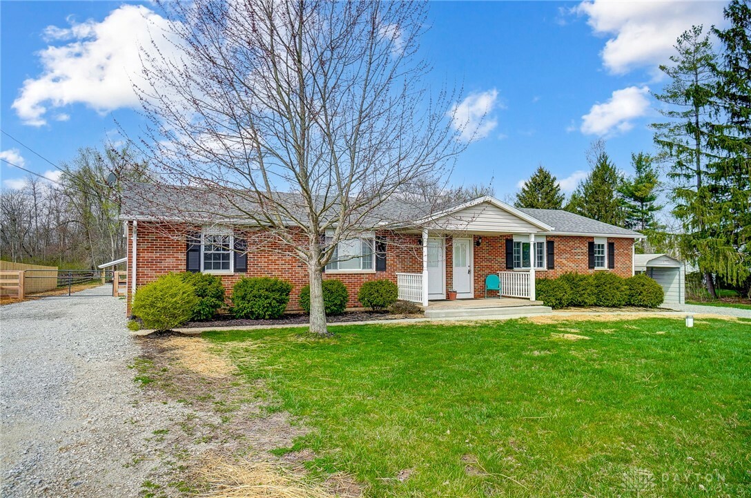 Property Photo: 4645 Willowdale Road OH 45502
