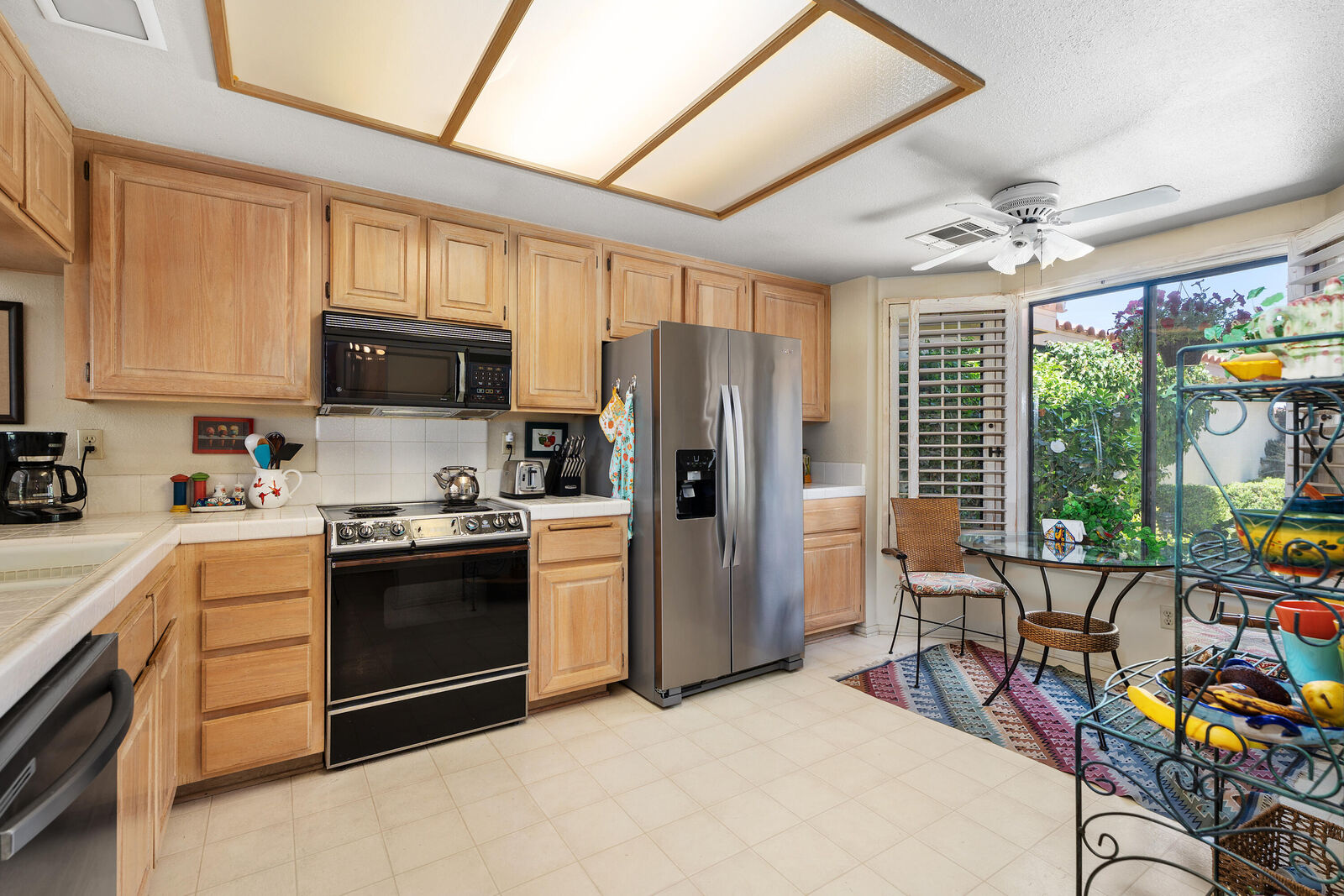 Property Photo:  265 Calle Del Verano  CA 92260 