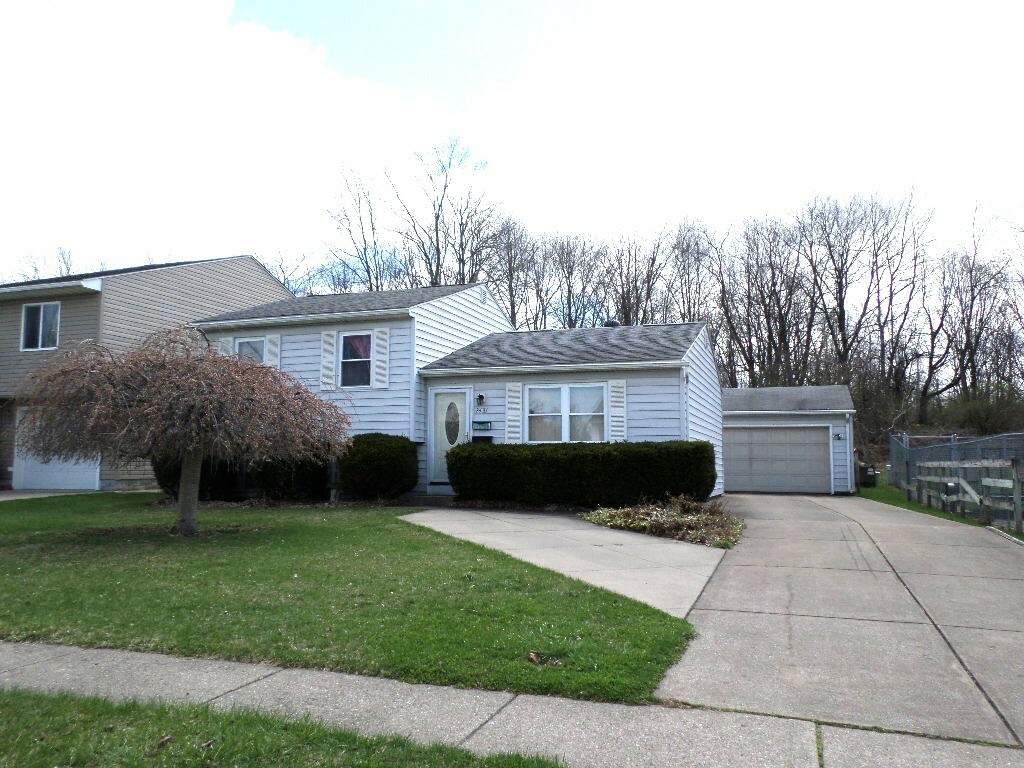 2431 E 26th Street  Erie PA 16510 photo