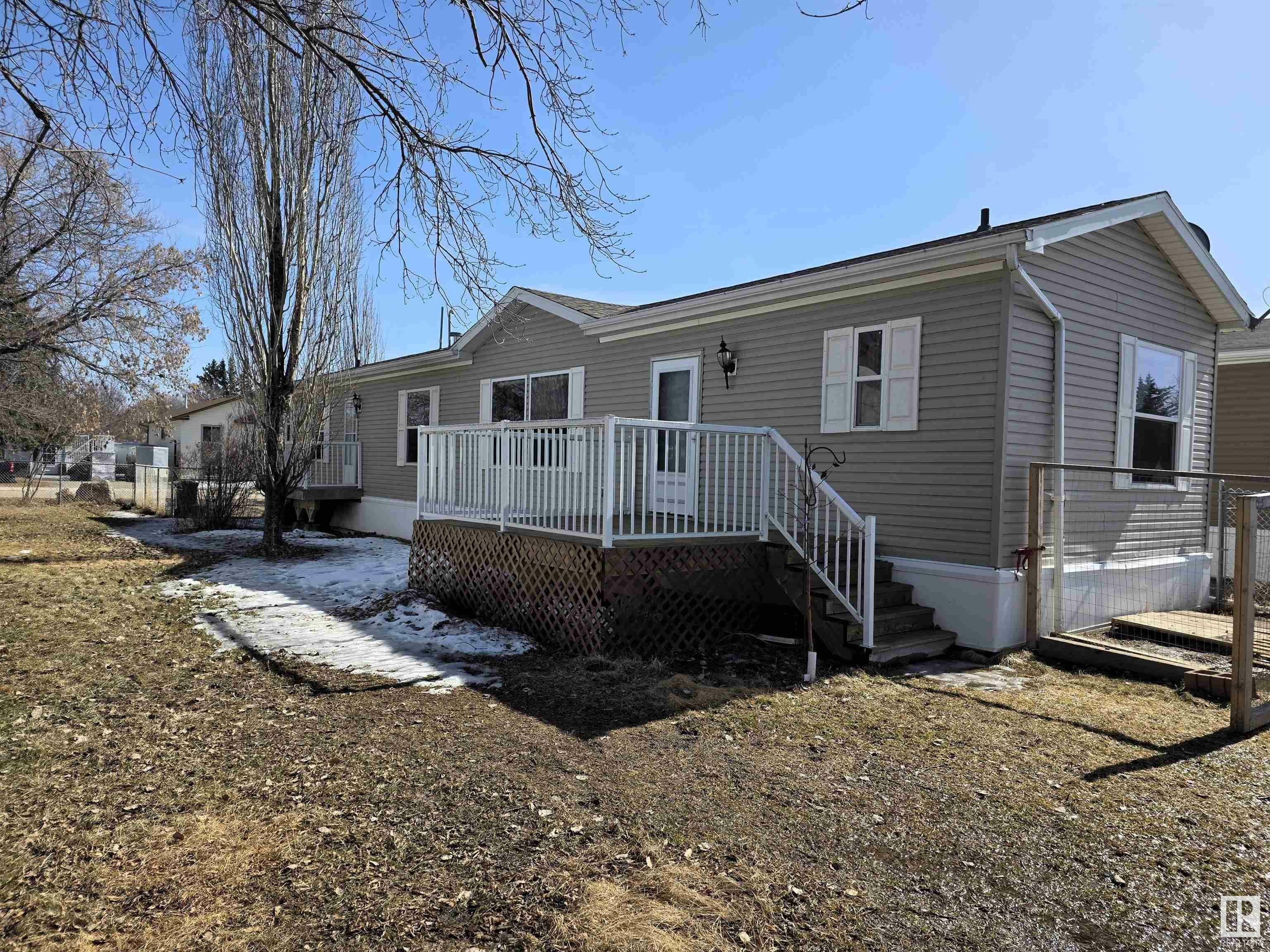 4810 51 Street  Ardmore AB T0A 1P0 photo