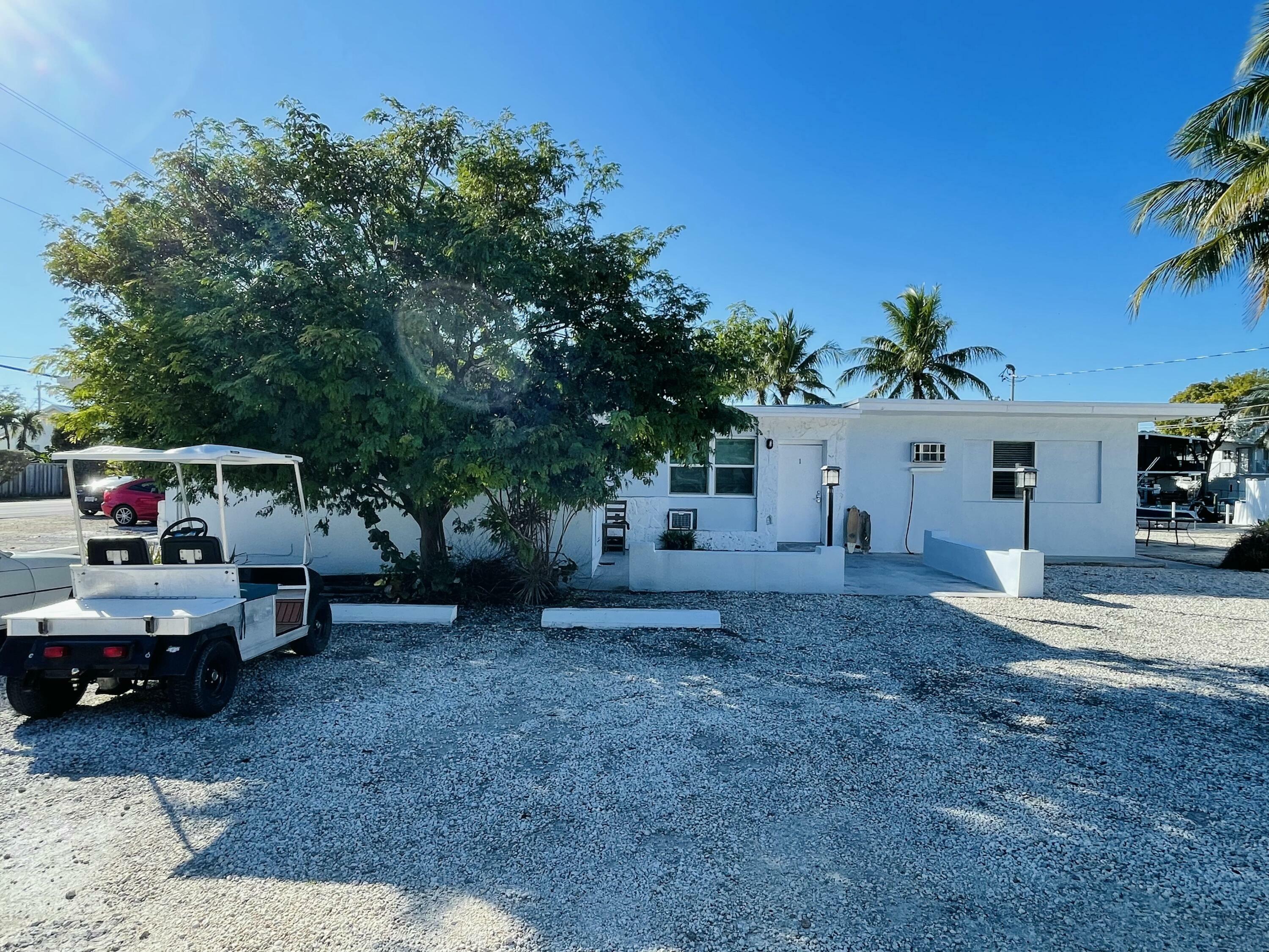 Property Photo: 195 Gardenia Street 6 FL 33070