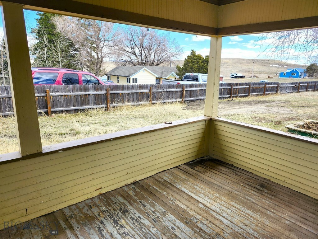 Property Photo: 208 Hannaford S MT 59086