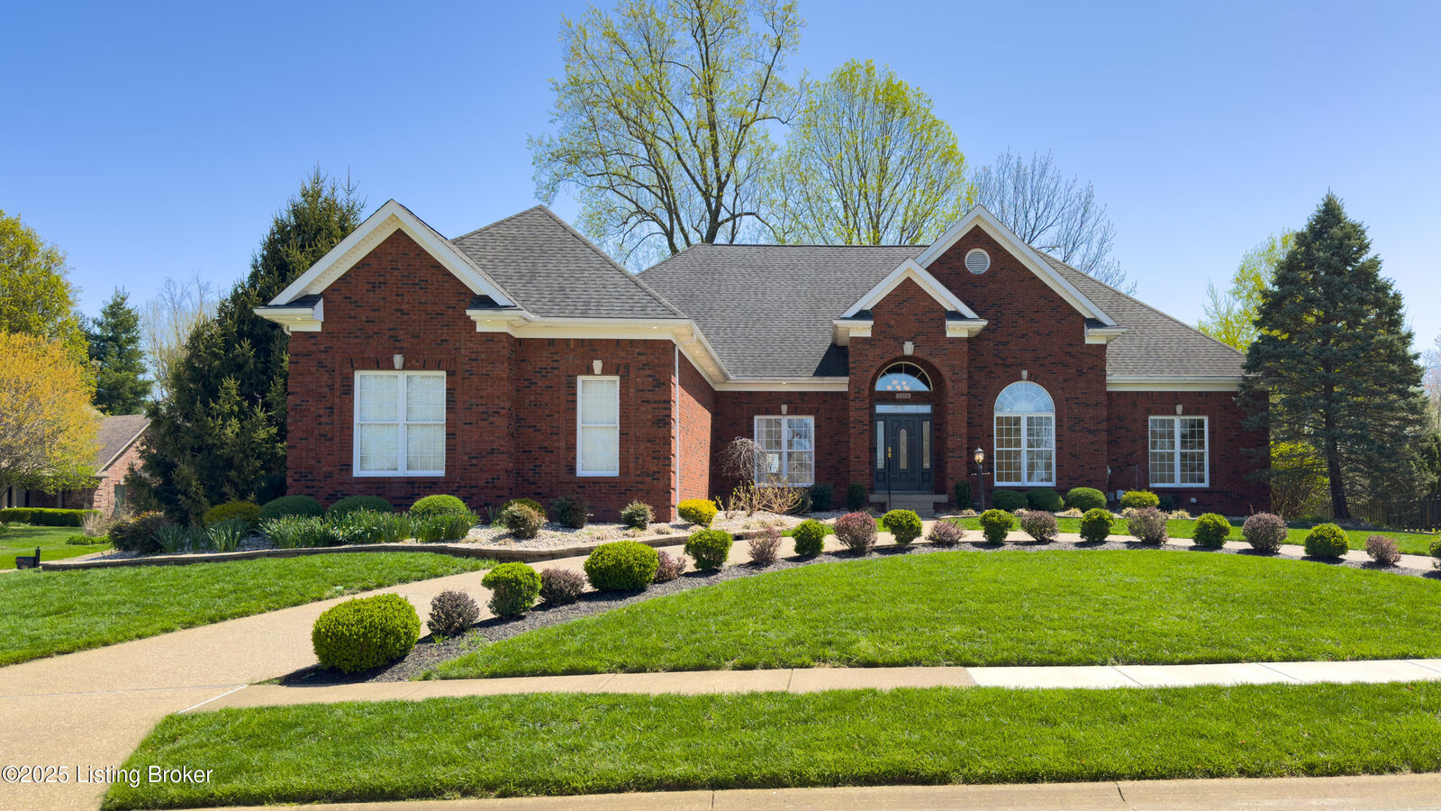 Property Photo:  5200 Wolfpen Woods Dr  KY 40059 