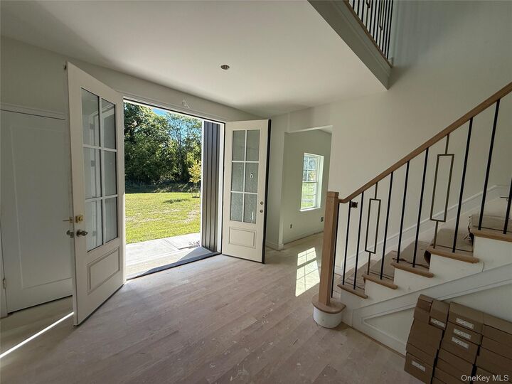 Property Photo:  7 Morrow Court  NY 12586 