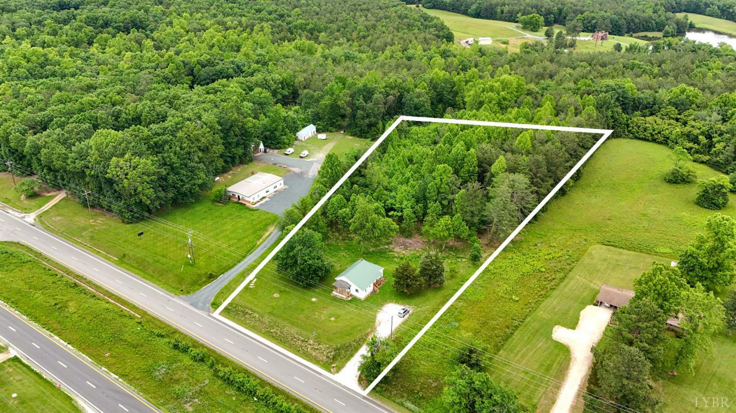 Property Photo: 15939 Richmond Highway VA 23958