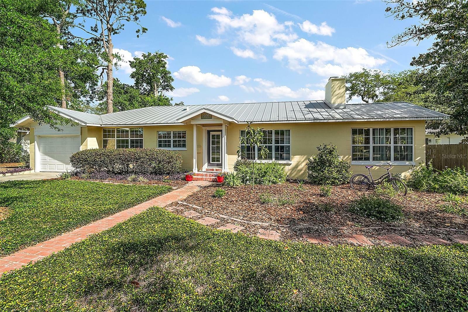 Property Photo: 2301 Washington Road FL 32757