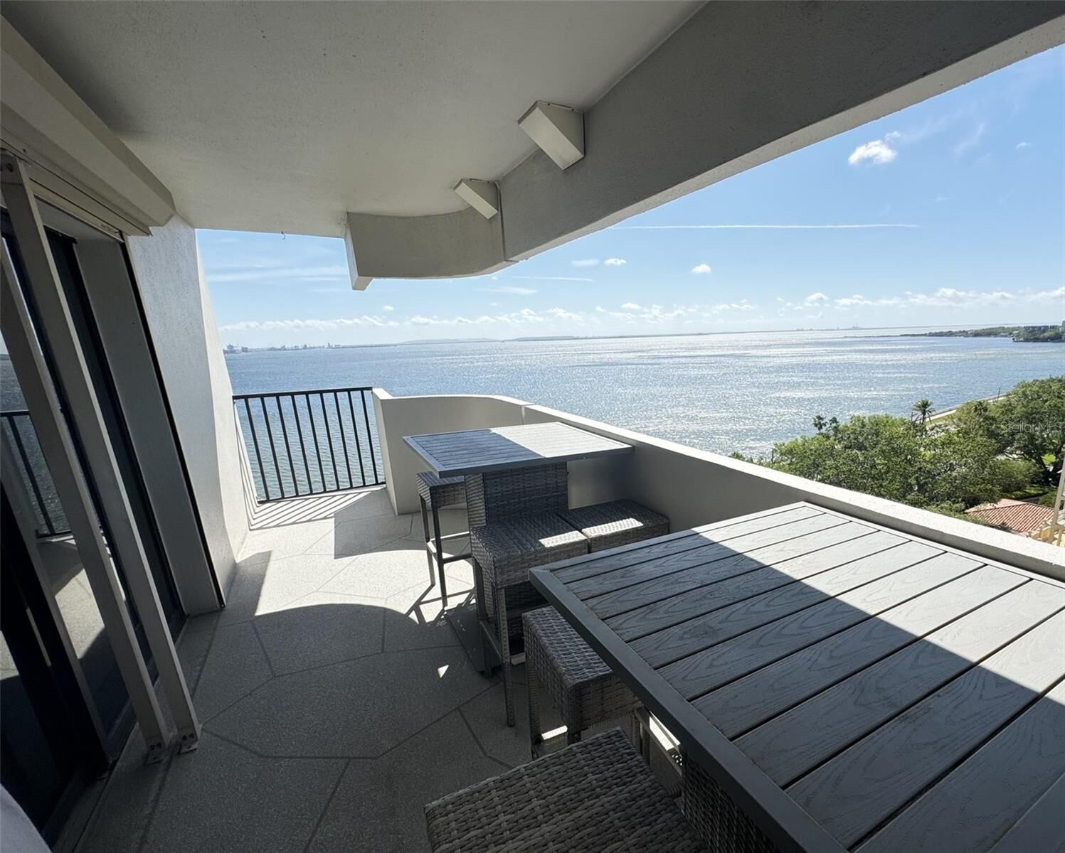 Property Photo: 4141 Bayshore Boulevard 1103 FL 33611