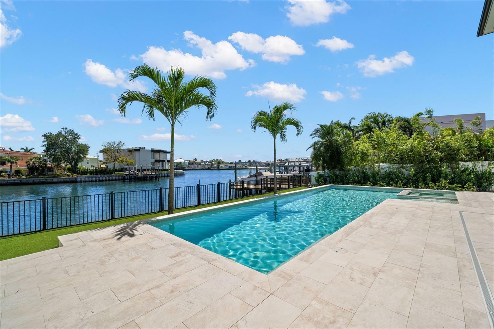Property Photo: 5142 W San Jose Street FL 33629