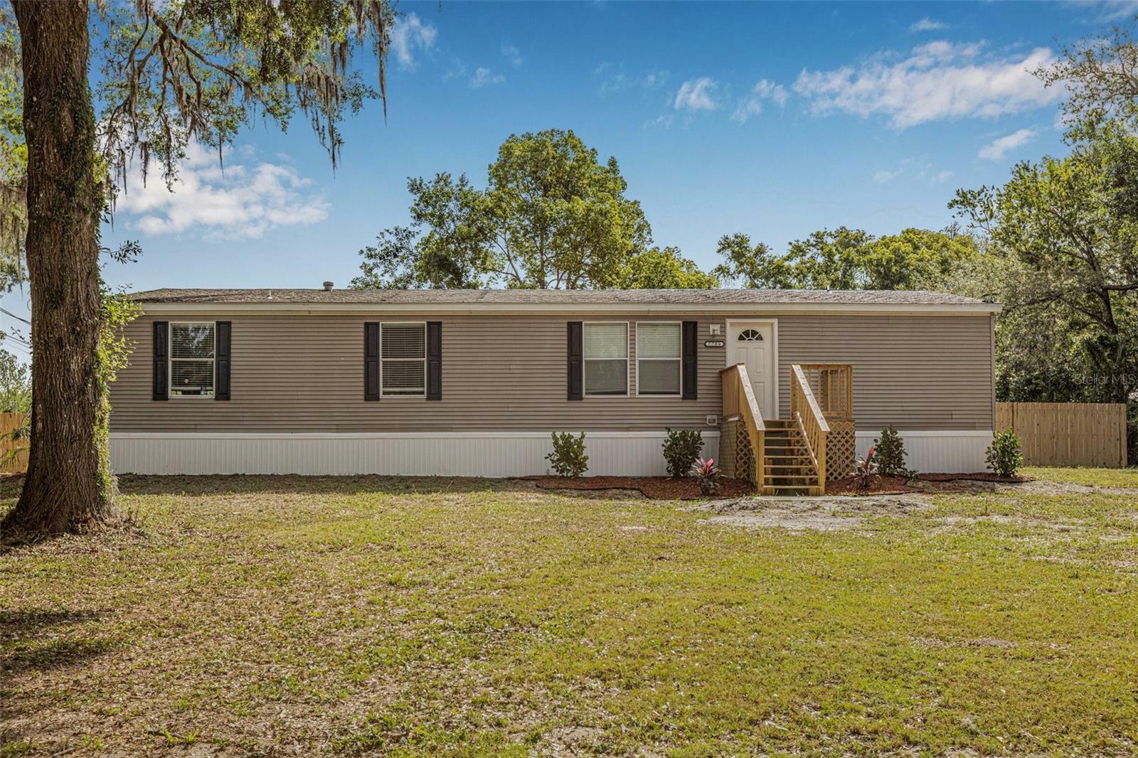 Property Photo: 7706 23rd Street FL 33540