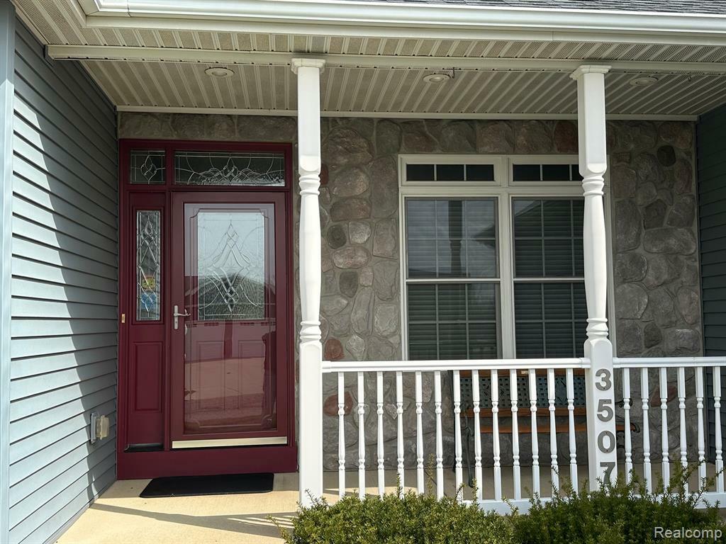 Property Photo: 3507 E Daryls Way MI 48813 7759