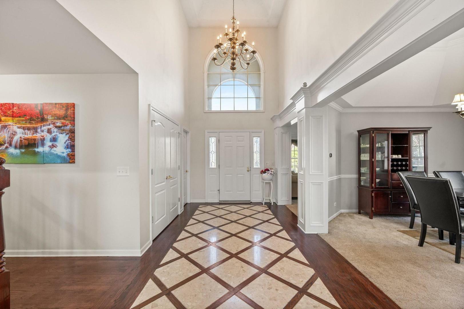 Property Photo: 2504 Waterside Drive IL 60502