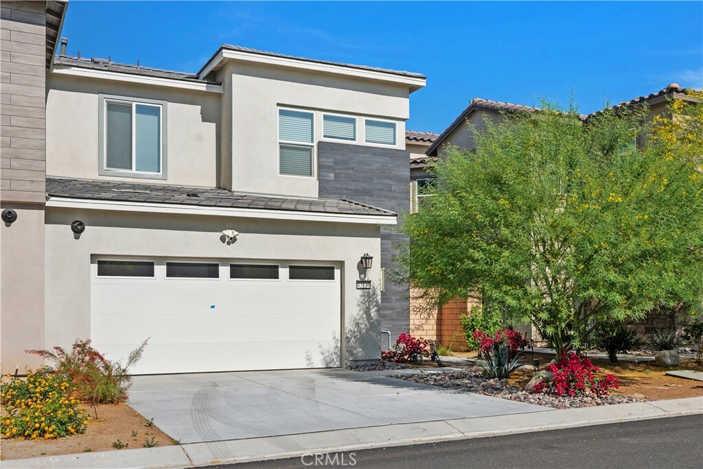 Property Photo: 43149 Portuale Court CA 92203