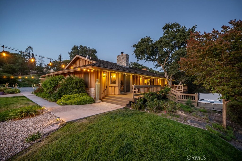 Property Photo:  1105 Spanish Camp Road  CA 93446 