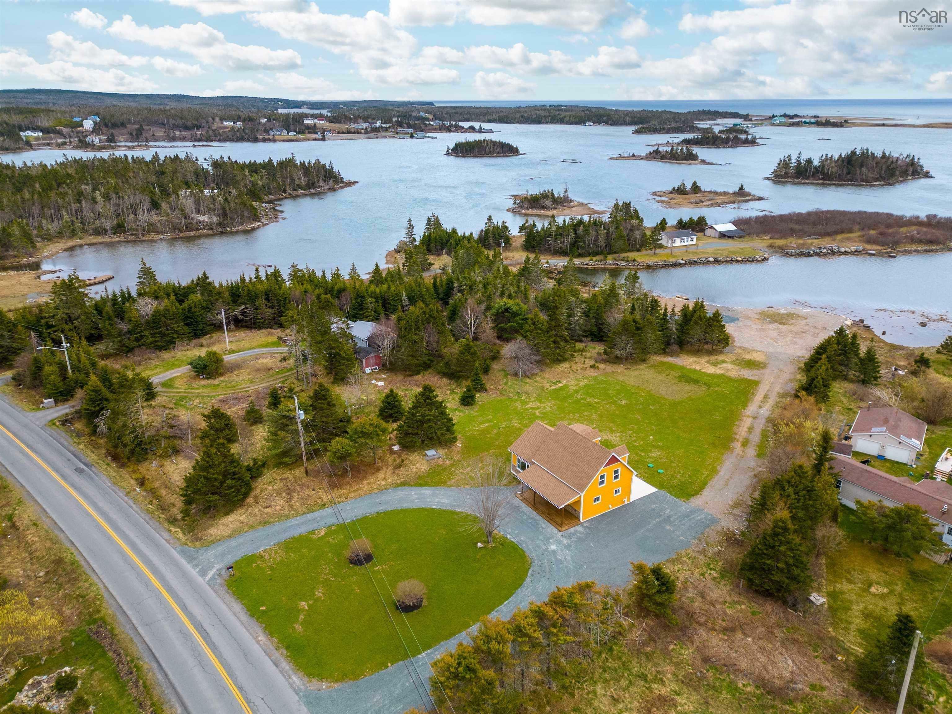 Photo de la propriété: 1900 Ostrea Lake NS B0J 2L0