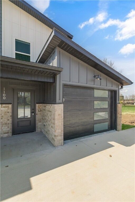 Property Photo: 1100 Lockheed Street AR 72712