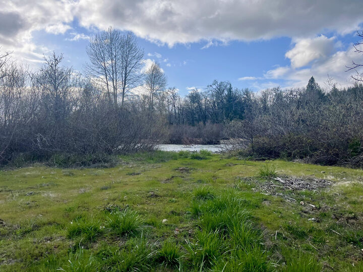Property Photo: Lake Shore Drive OR 97538