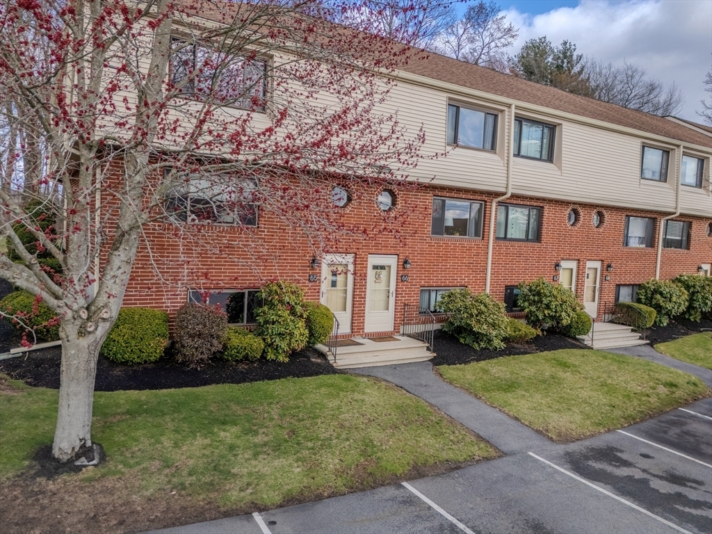 66 Sterling Lane 66  Haverhill MA 01835 photo