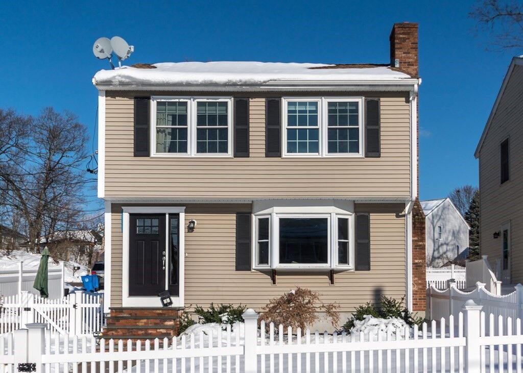 Property Photo:  29 Dobbins St  MA 02451 