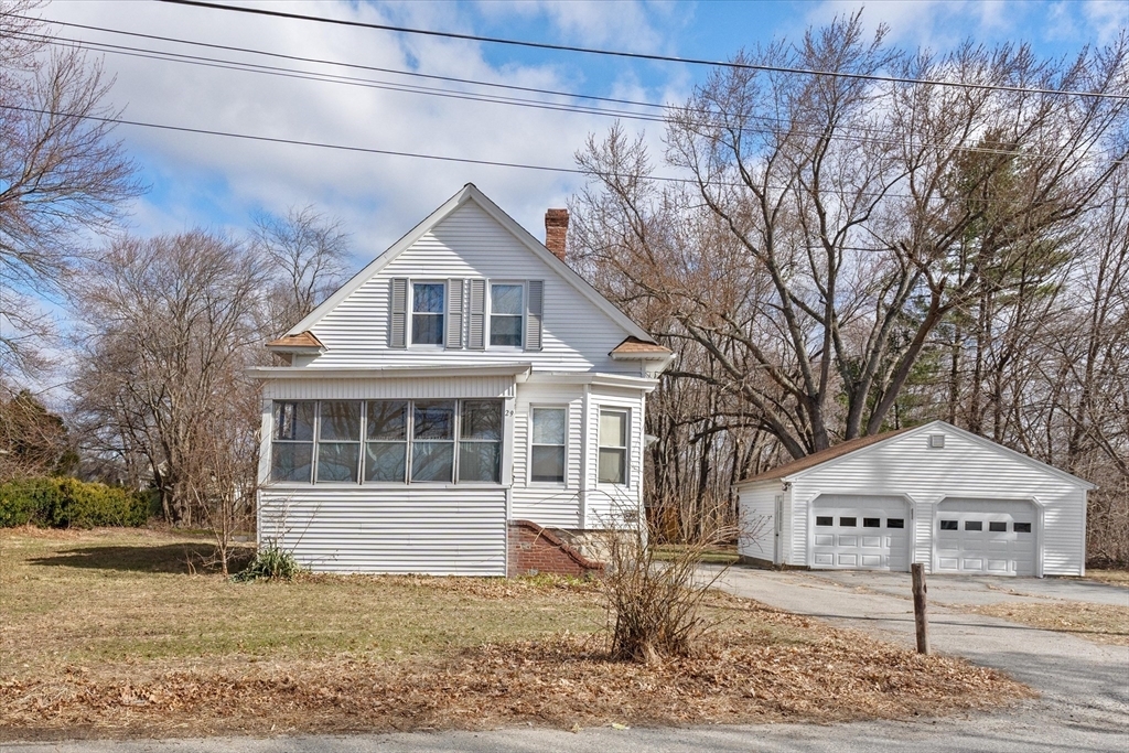 Property Photo:  29 Oak St  MA 01844 