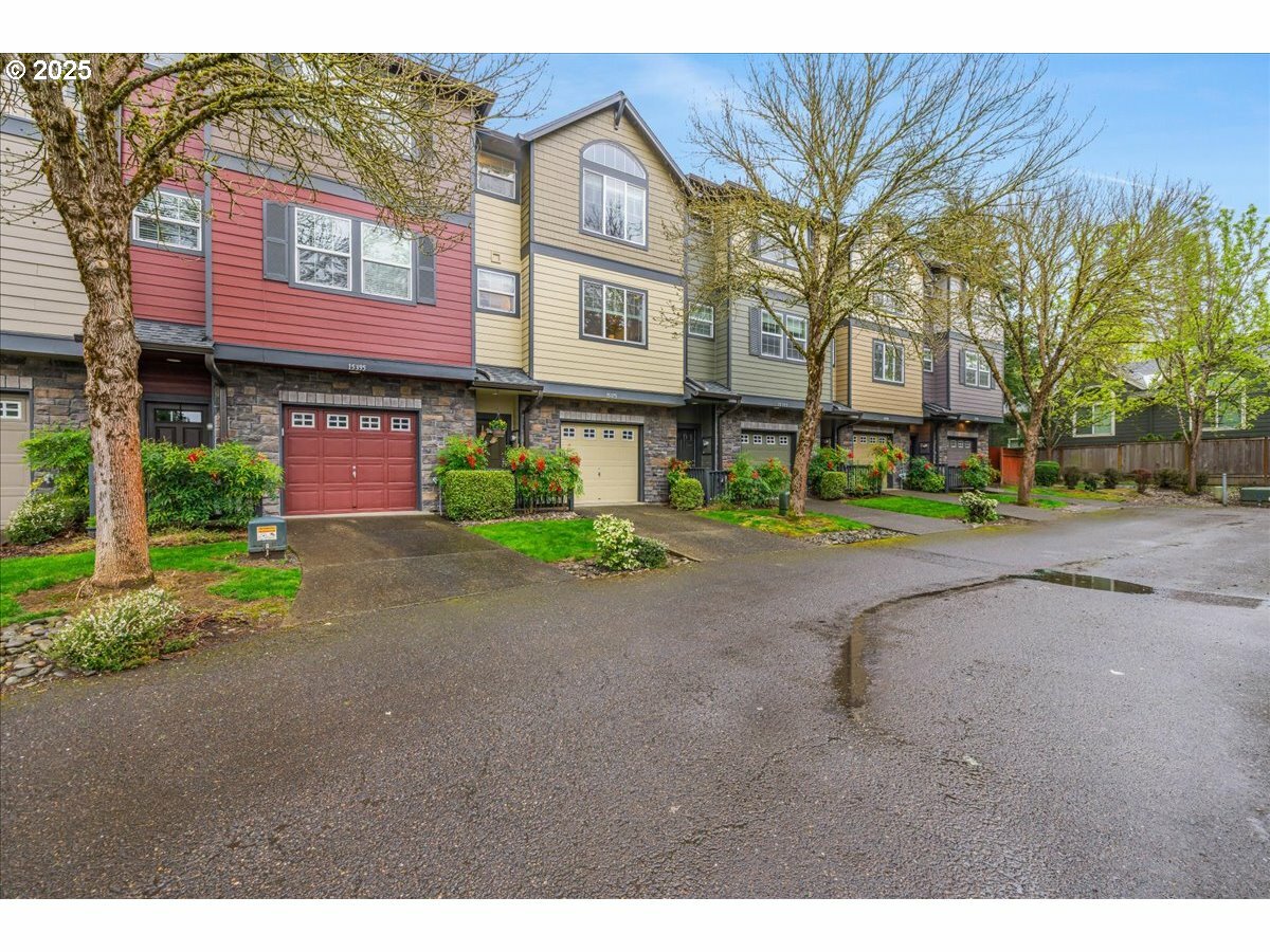 Property Photo: 15375 SW Fossil Ln OR 97007