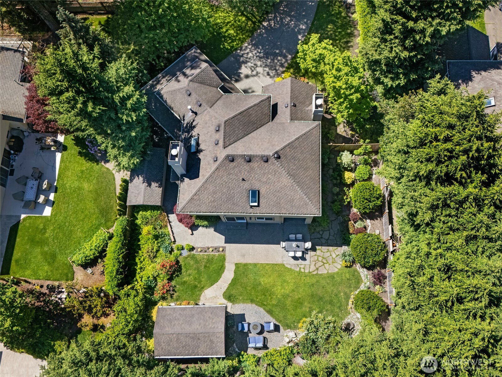Property Photo: 12346 76th Avenue NE WA 98034