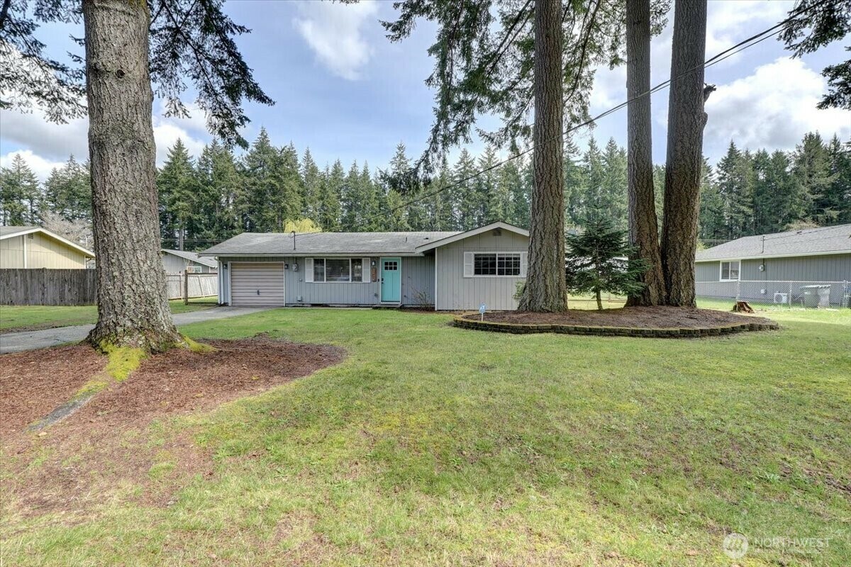 Property Photo: 11403 Fry Avenue SW WA 98367