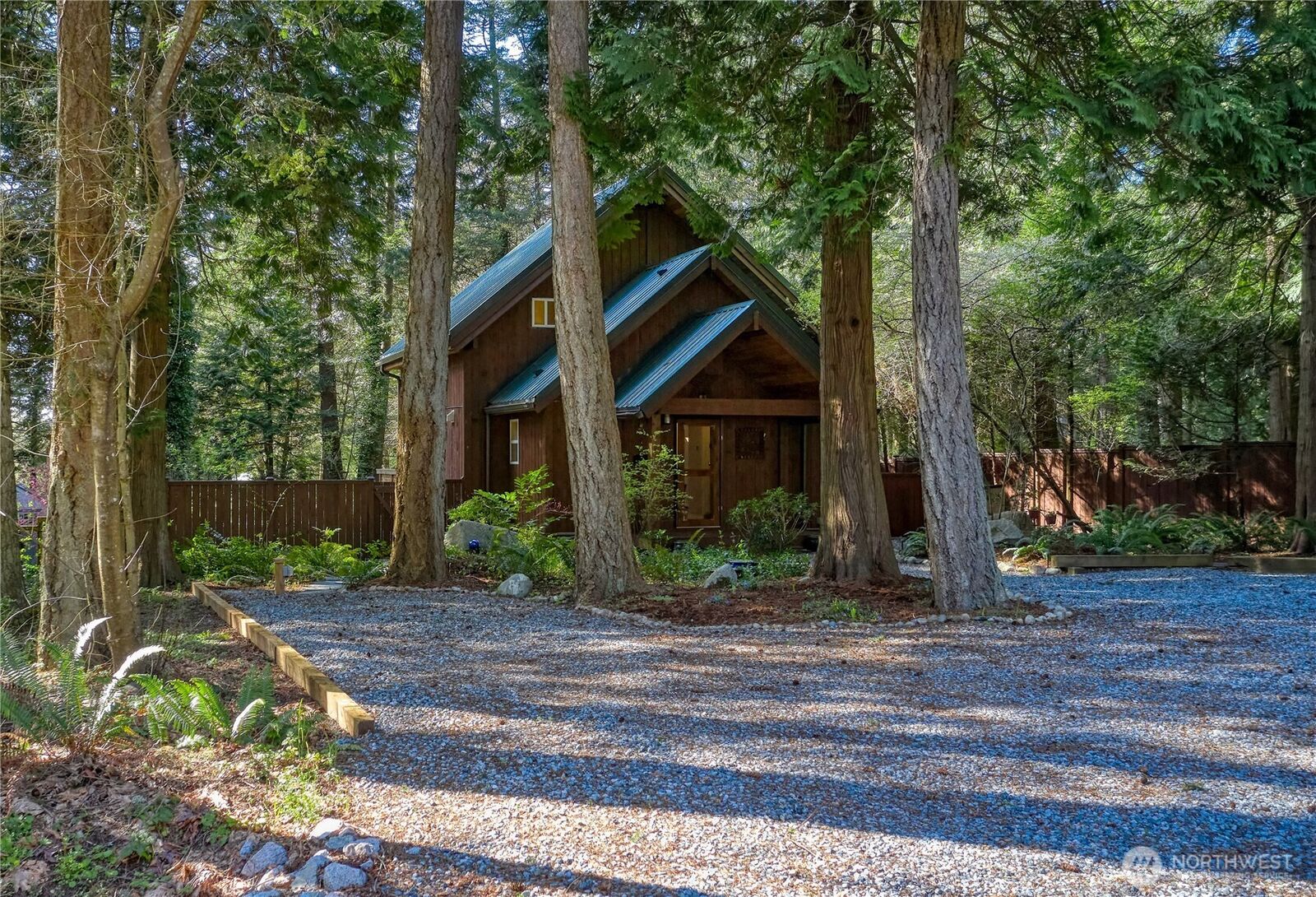 Property Photo:  713  Claire Lane  WA 98281 