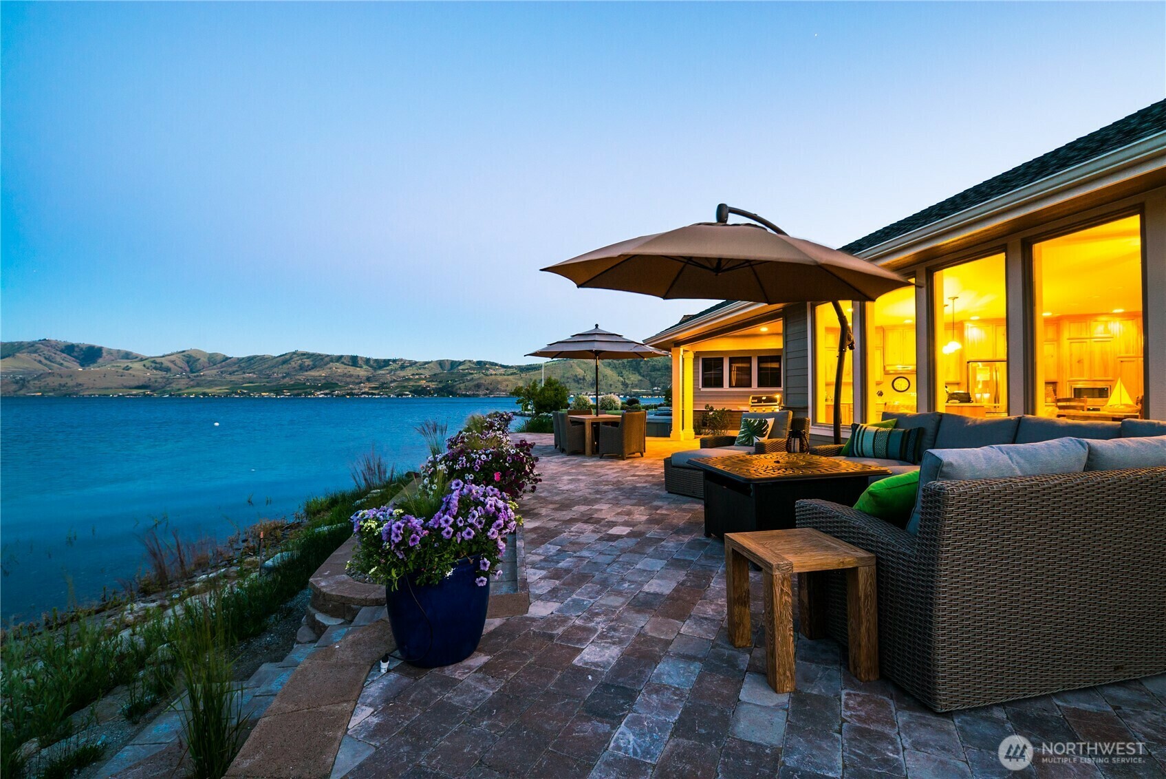Property Photo: 215 Wall Street WA 98831