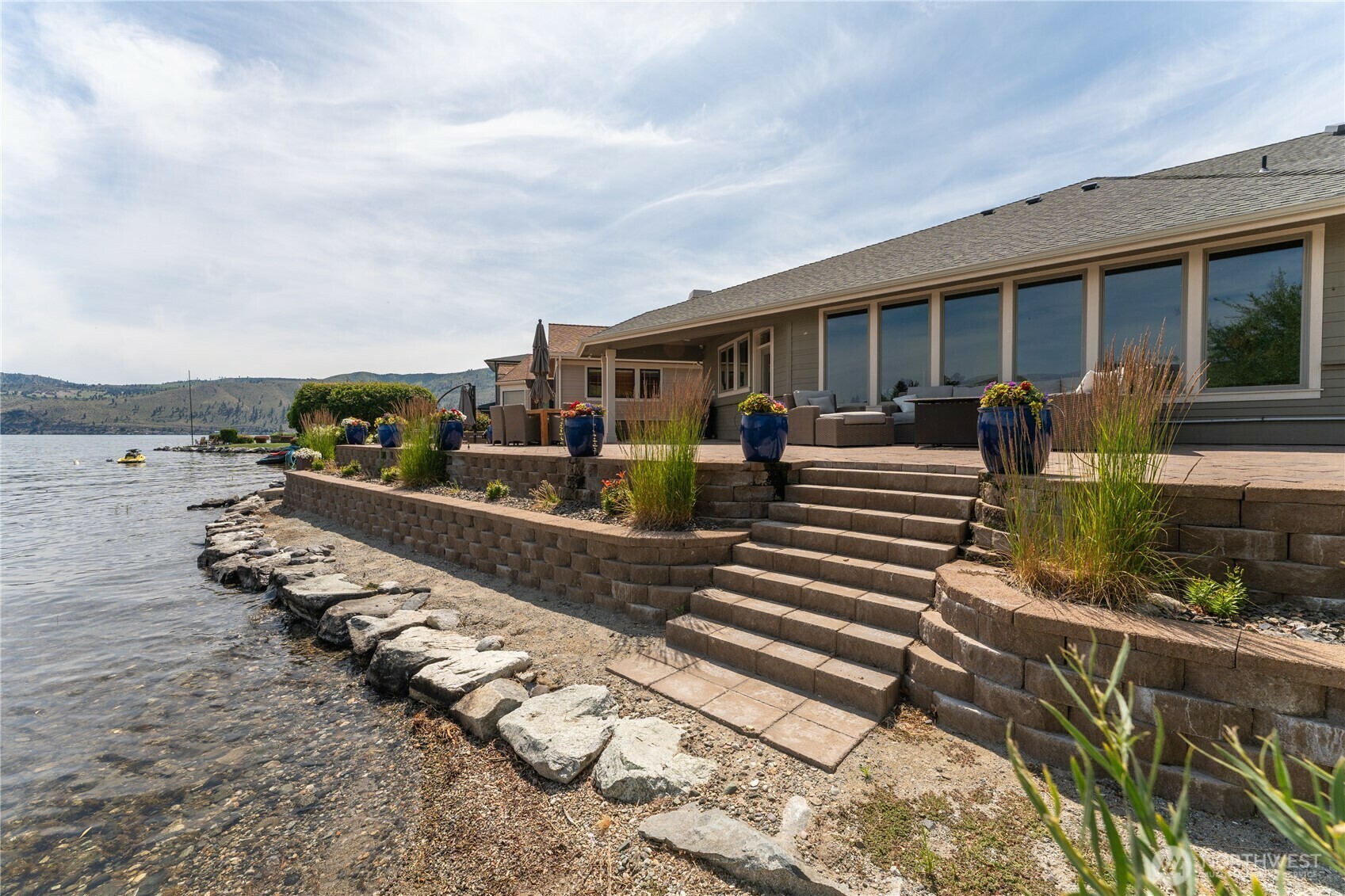 Property Photo: 215 Wall Street WA 98831