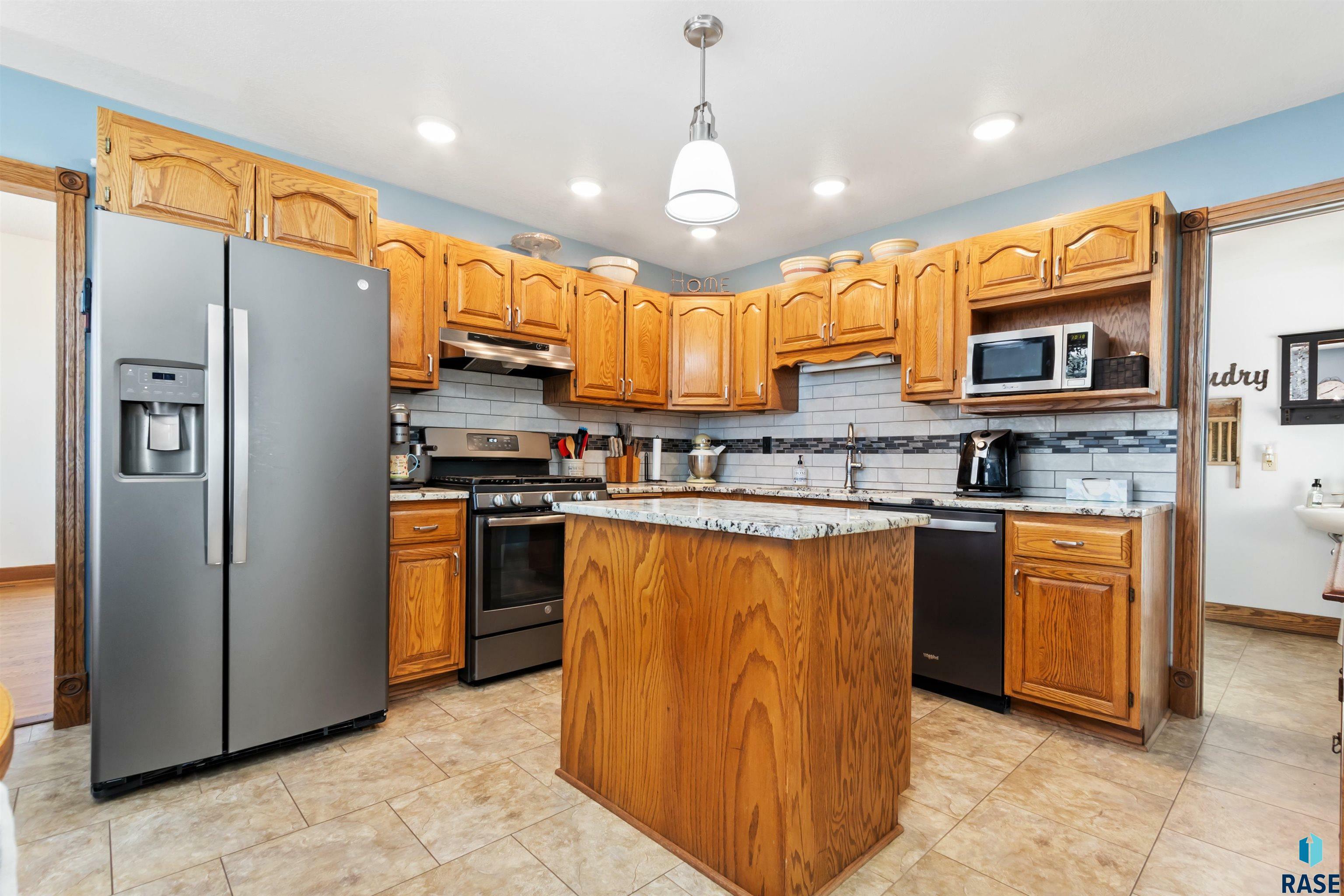 Property Photo: 26430 463rd Ave SD 57033