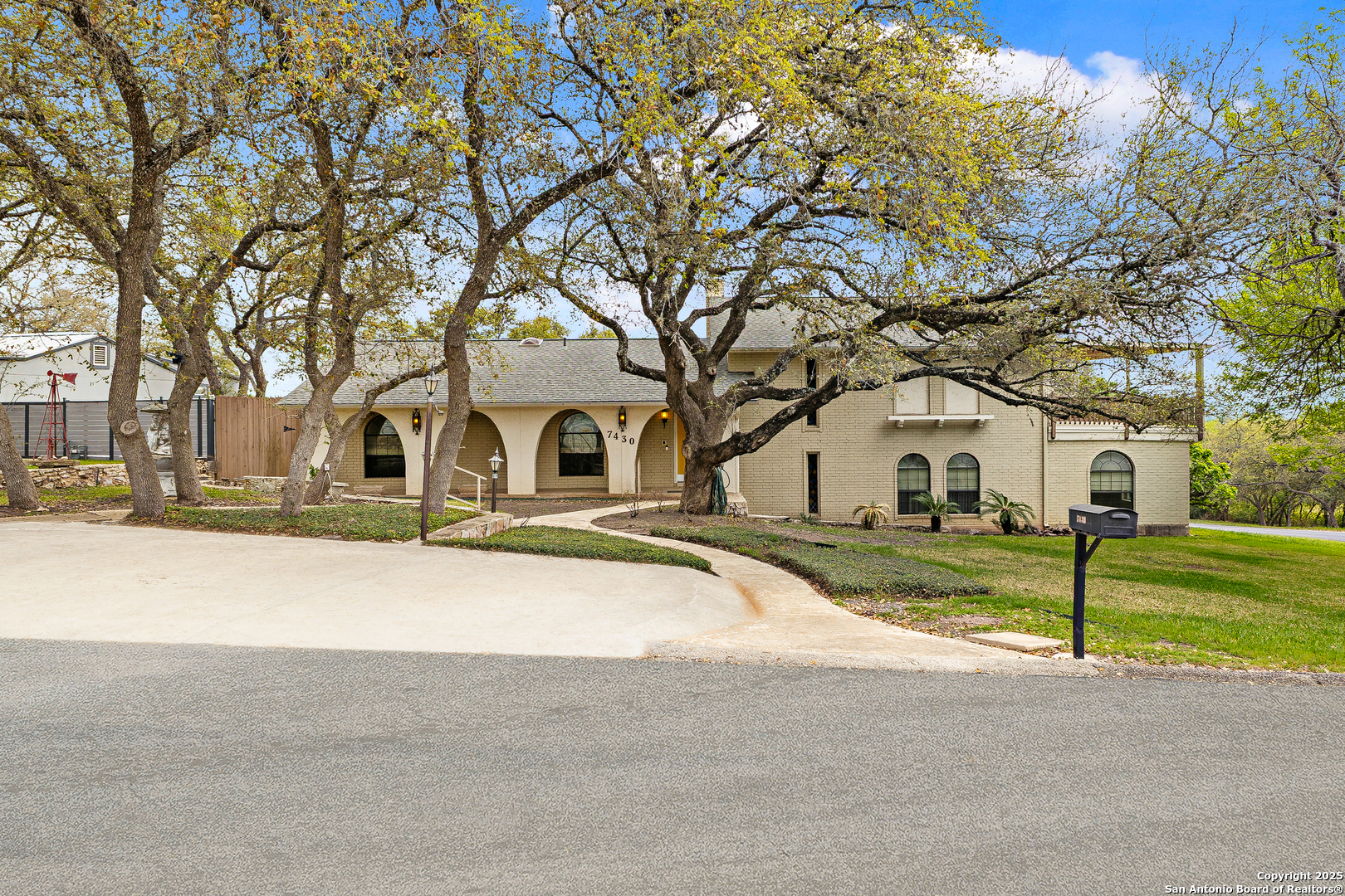 Property Photo: 7430 Wild Eagle TX 78255