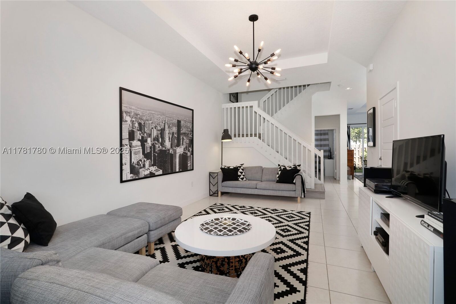 Property Photo: 17641 SW 153rd Ct FL 33187