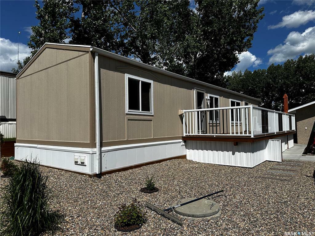 6 Highland Avenue  Jackfish Lake SK S0M 0L0 photo