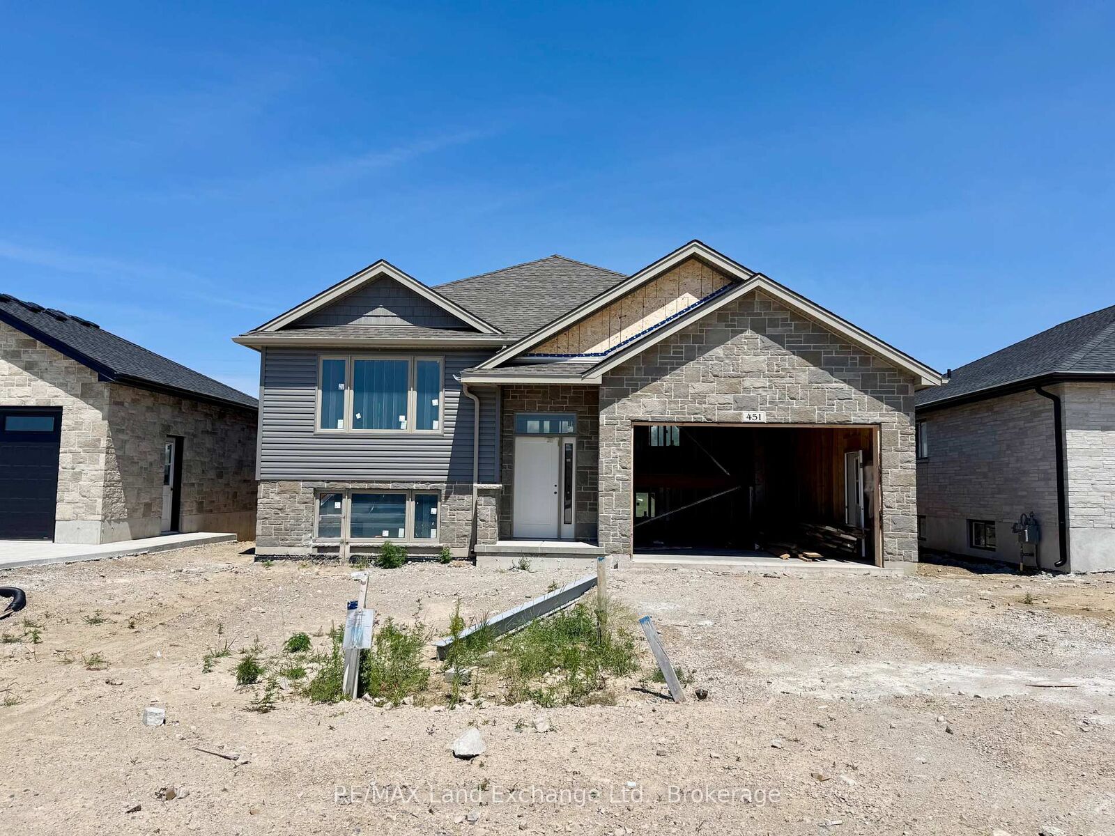 Property Photo: 451 Burnside Street ON N0H 2C3