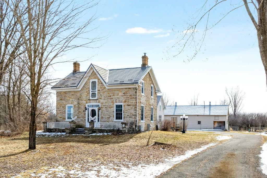 Property Photo: 28 South Street ON K7H 2G1