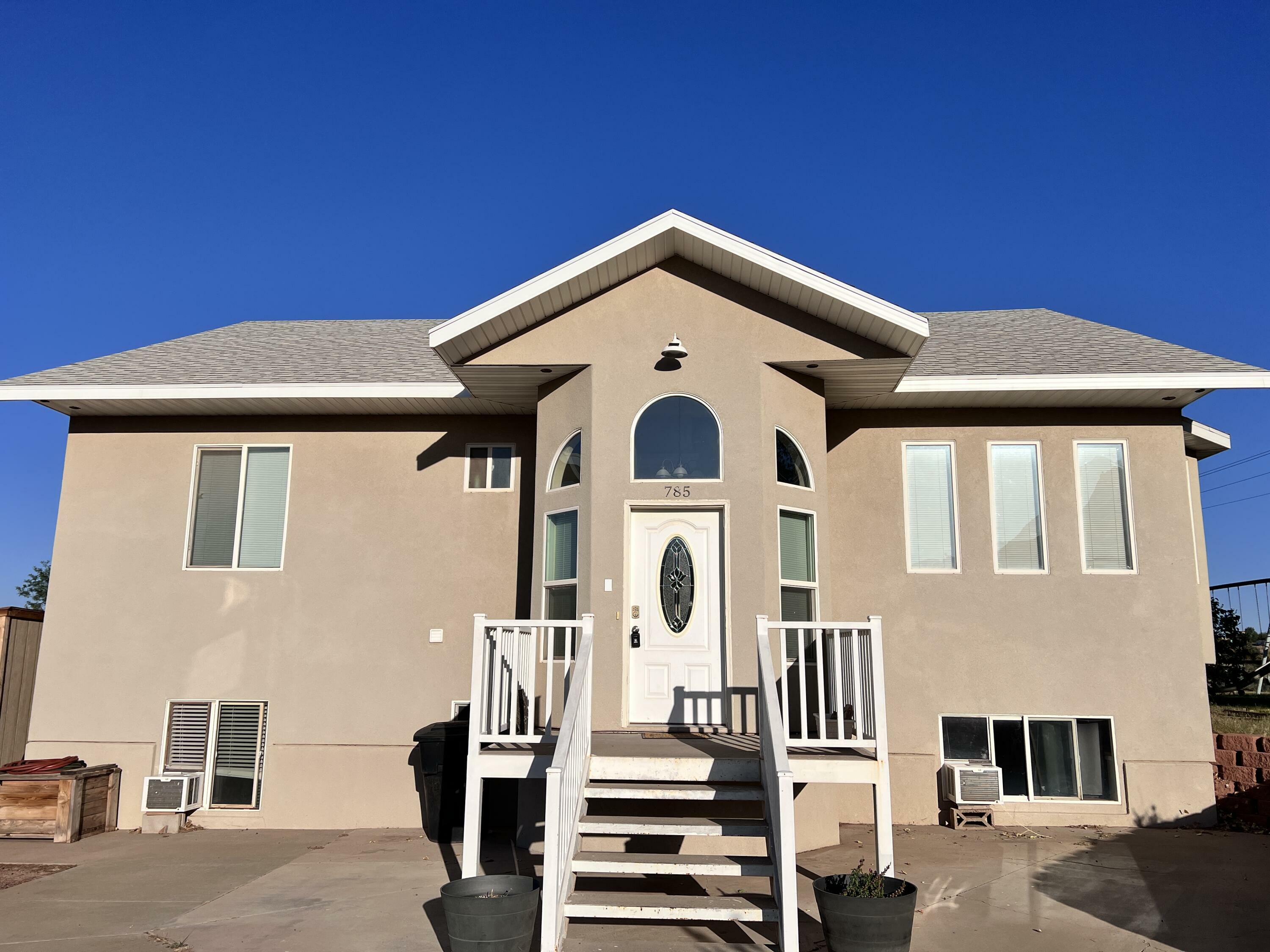 Property Photo: 785 N Homestead St UT 84784