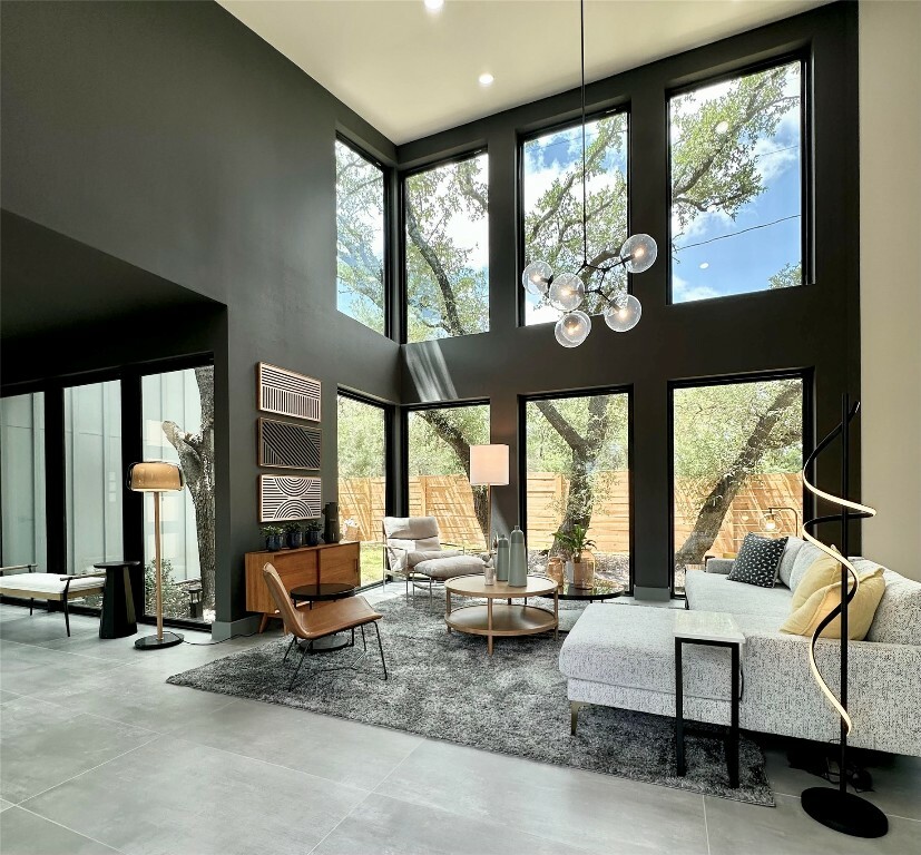 Property Photo: 5908 Lakeside Trail TX 78734