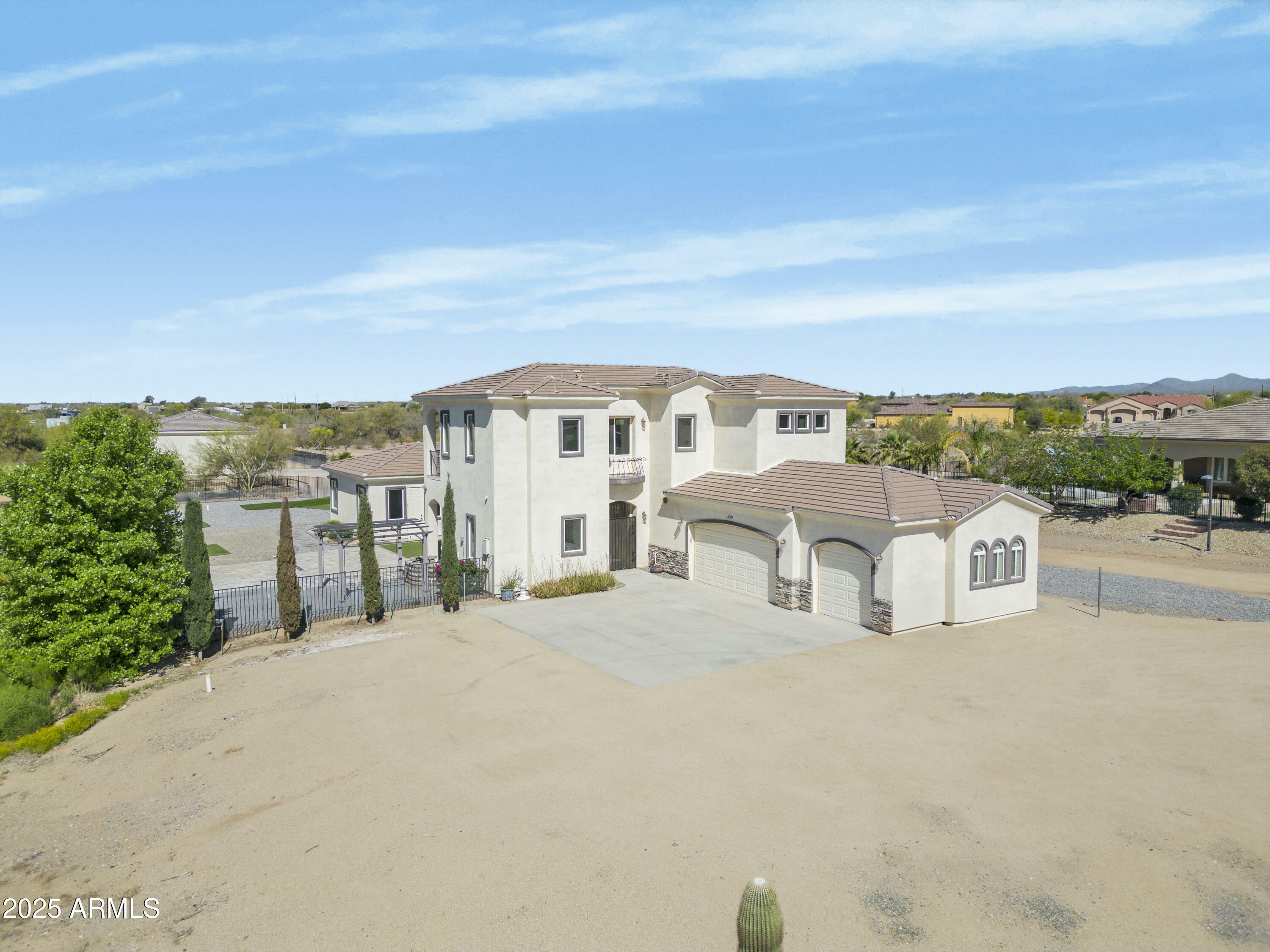 Property Photo: 16209 W Skinner Road AZ 85387