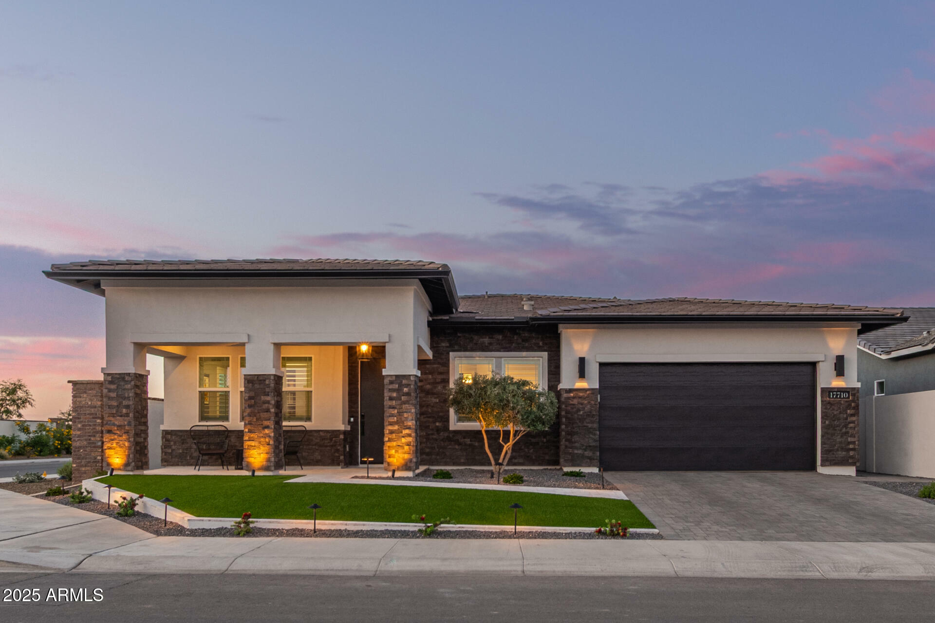 Property Photo: 17710 W Guthrie Street AZ 85388