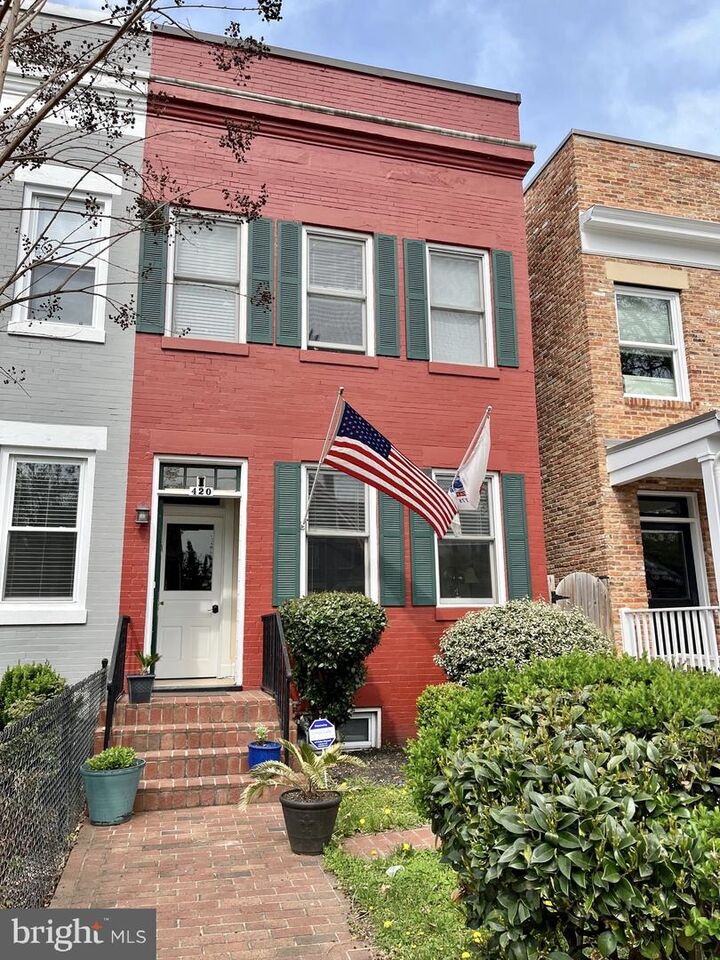 420 N Fayette Street  Alexandria VA 22314 photo