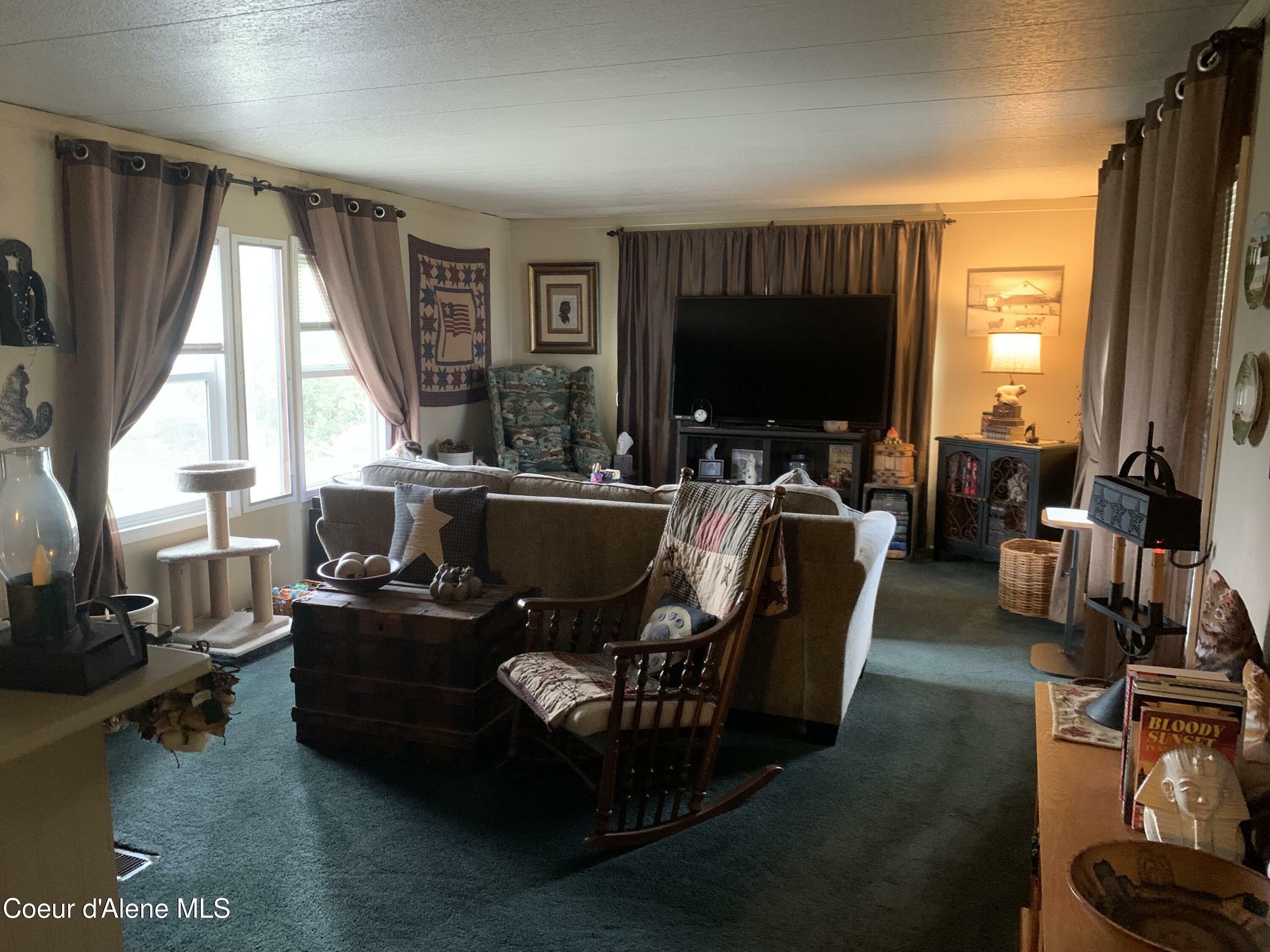 Property Photo:  741 W Kentucky Ave  ID 83835 