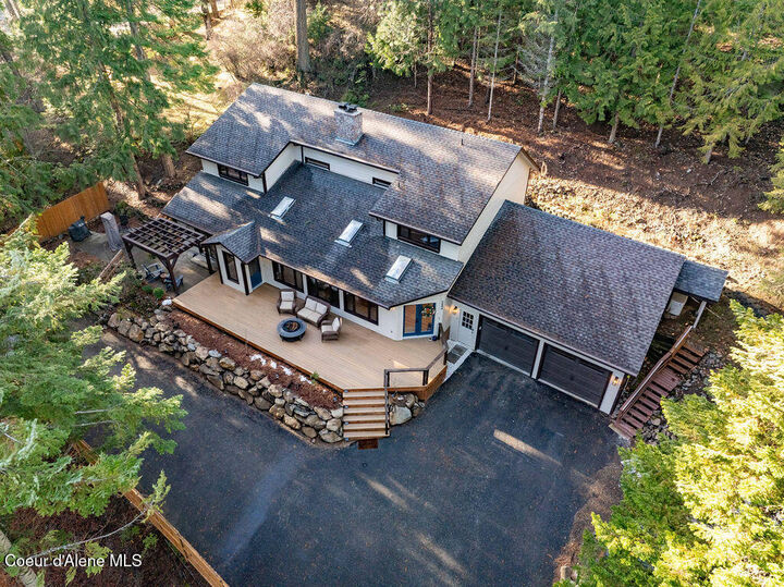 Property Photo: 5884 E Hayden Lake Rd ID 83835