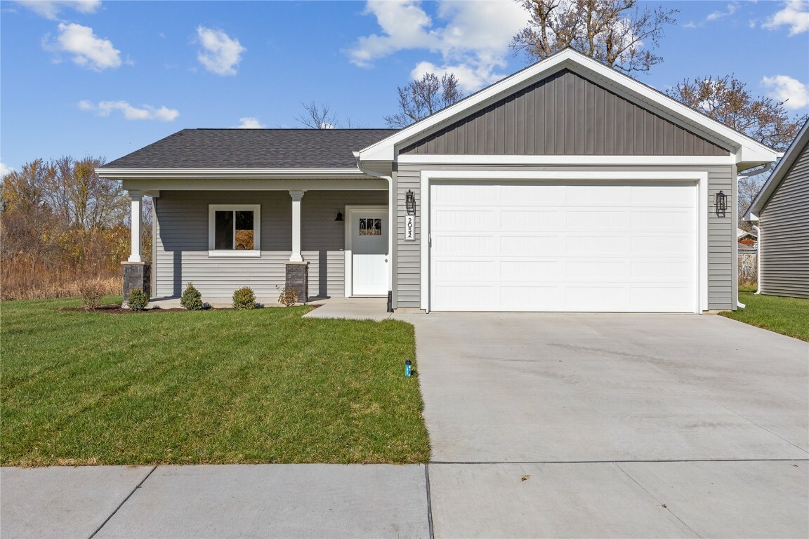 Property Photo: 2052 Whispering Meadow Drive IA 52240