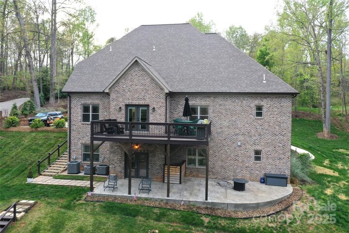 2757 Trent Drive NE  Conover NC 28613 photo