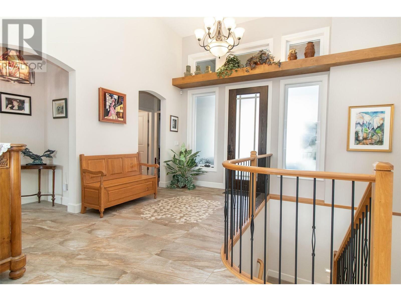 Photo de la propriété: 1604 Kimberlite Drive BC V4V 2T4